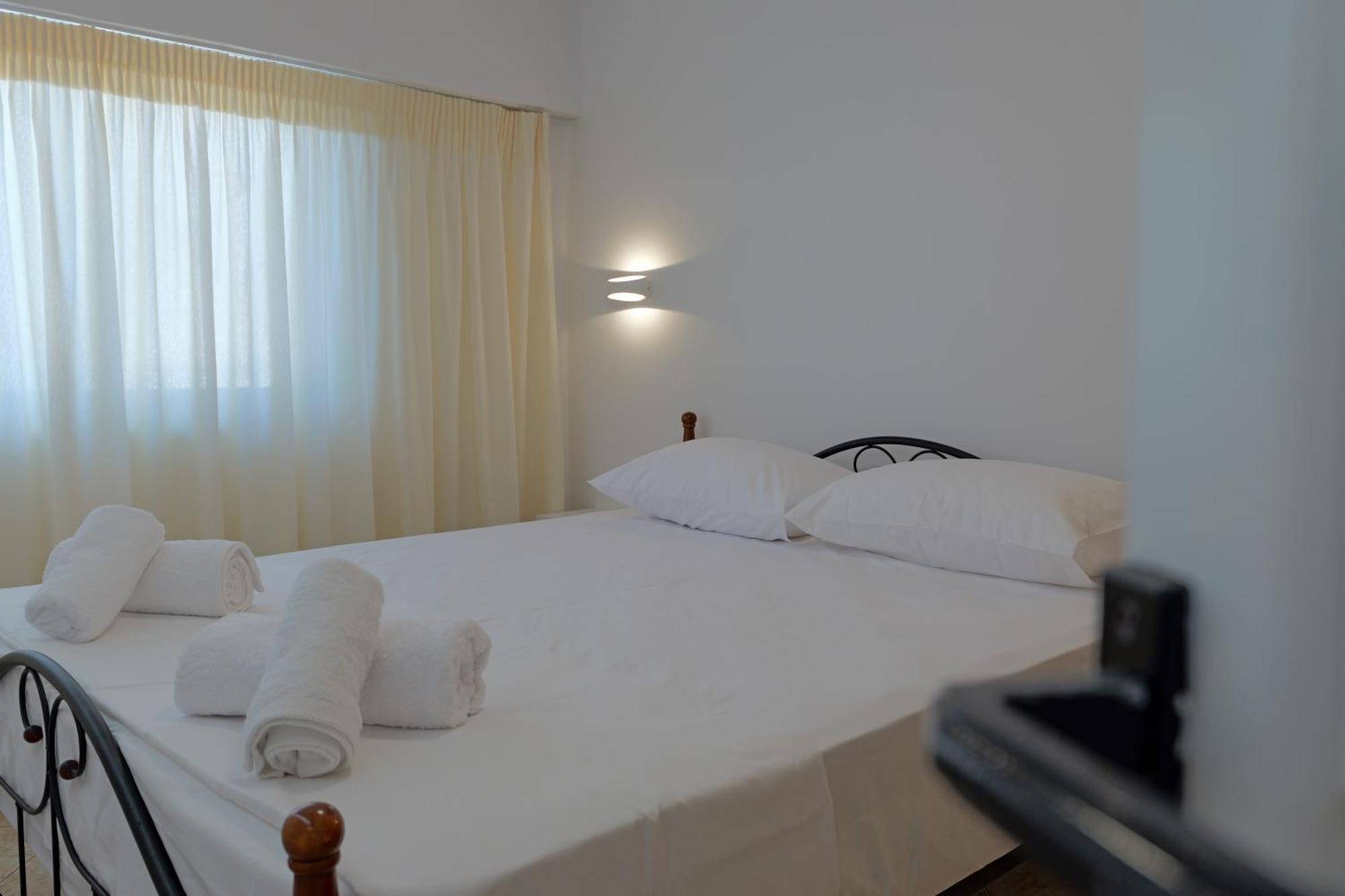 Livia'S Guesthouse Ksamil Dış mekan fotoğraf