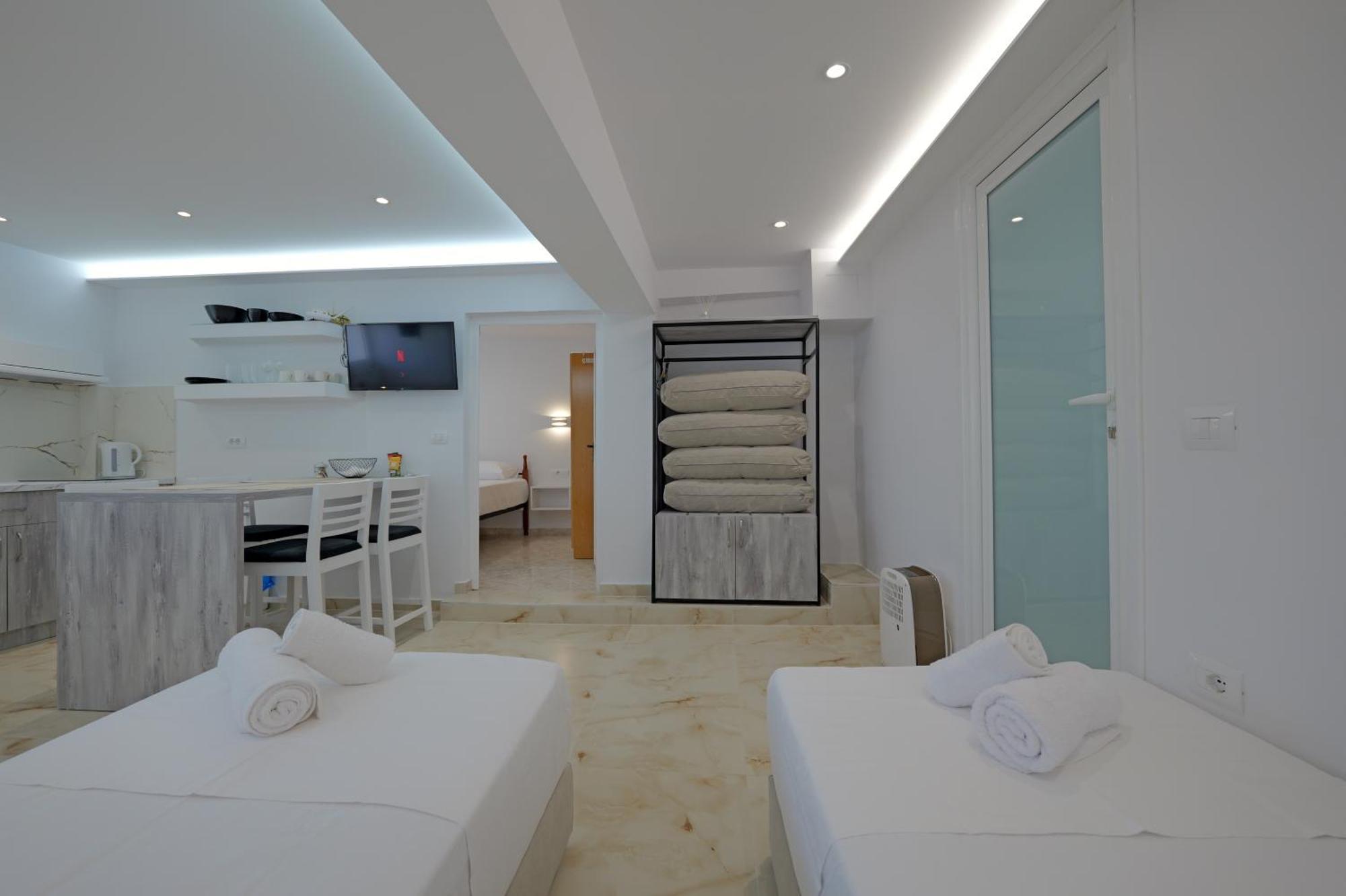 Livia'S Guesthouse Ksamil Dış mekan fotoğraf