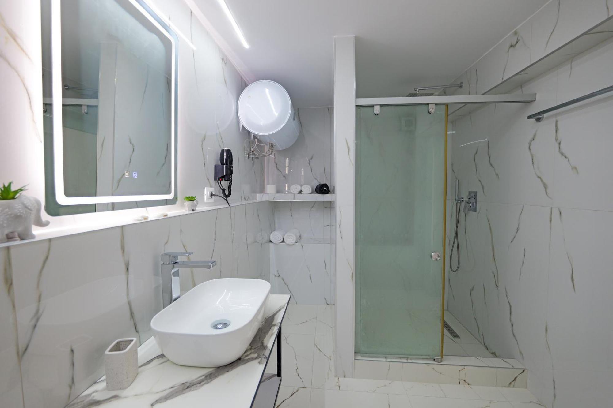 Livia'S Guesthouse Ksamil Dış mekan fotoğraf