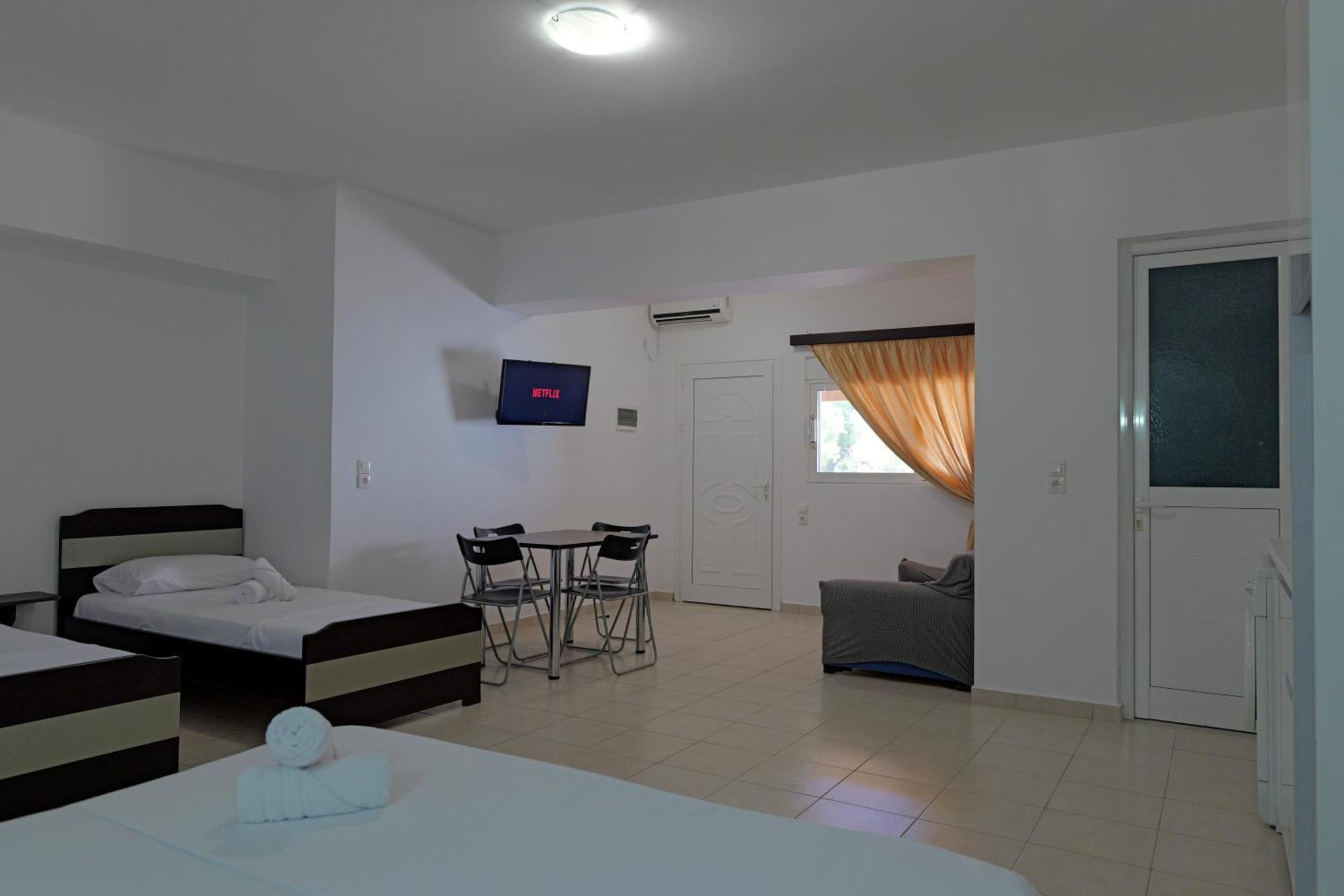 Livia'S Guesthouse Ksamil Dış mekan fotoğraf