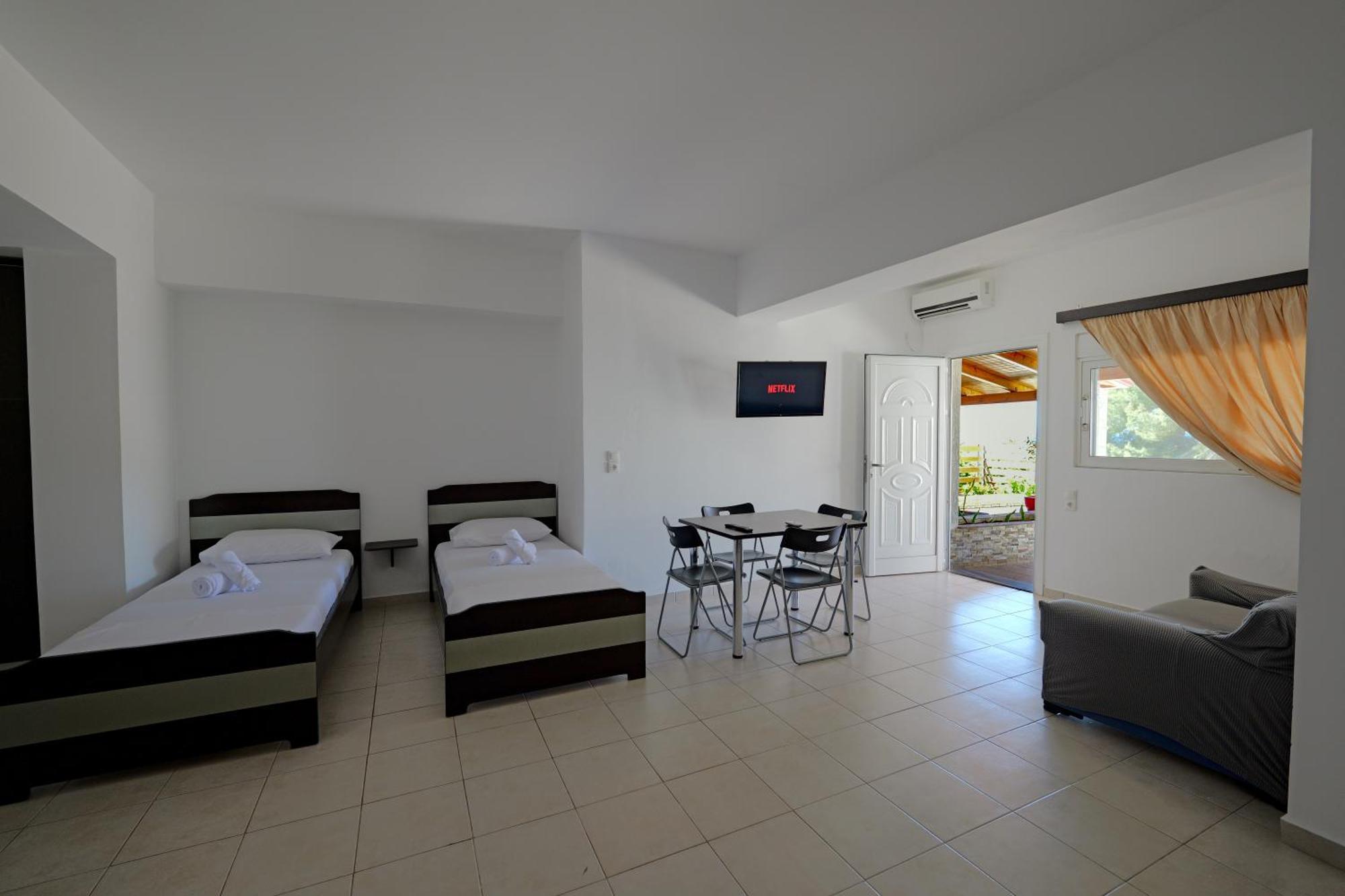 Livia'S Guesthouse Ksamil Dış mekan fotoğraf