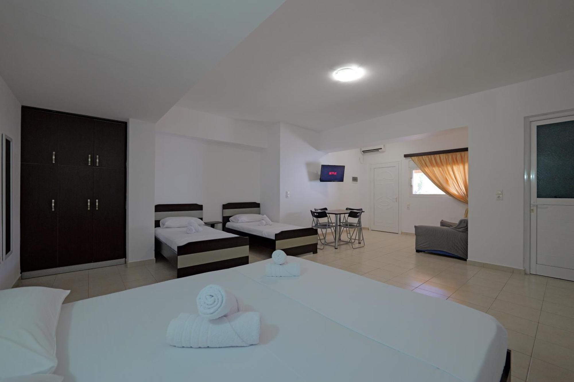 Livia'S Guesthouse Ksamil Dış mekan fotoğraf