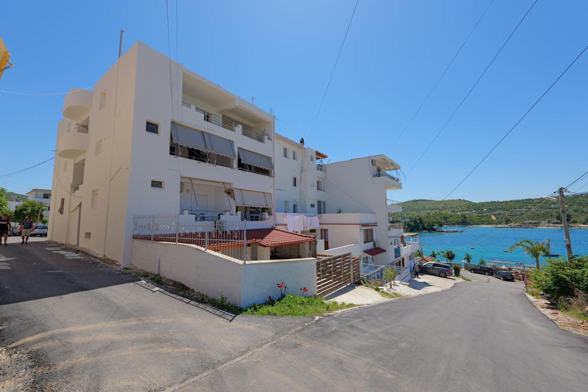Livia'S Guesthouse Ksamil Dış mekan fotoğraf
